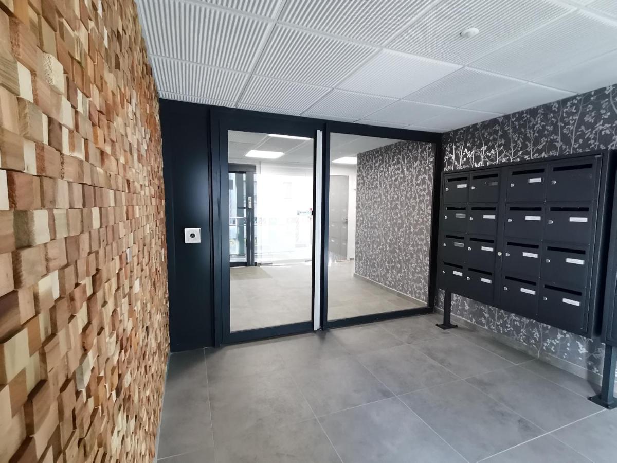 Apartment Centre Tranquil Apartment: Thermal Springs & Campus Proximity *